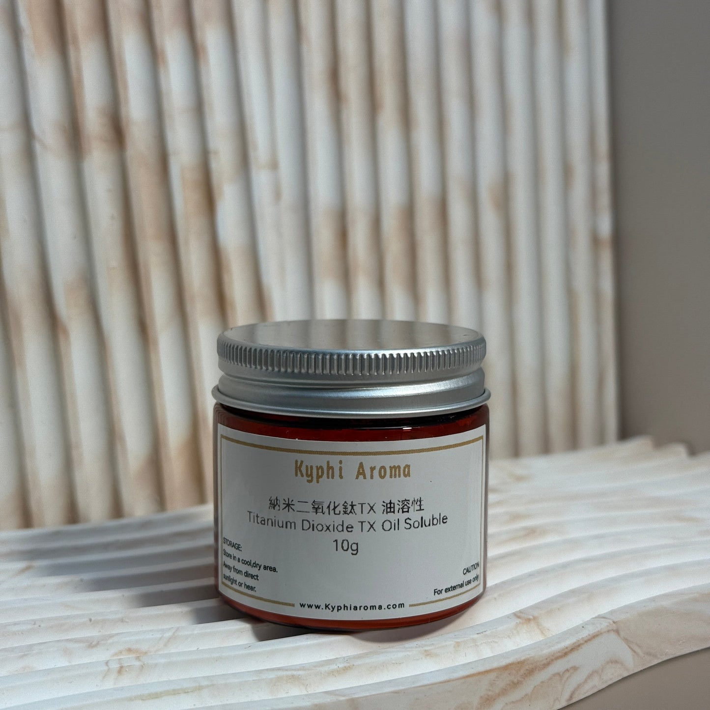 Nano-titanium dioxide TX oil-soluble