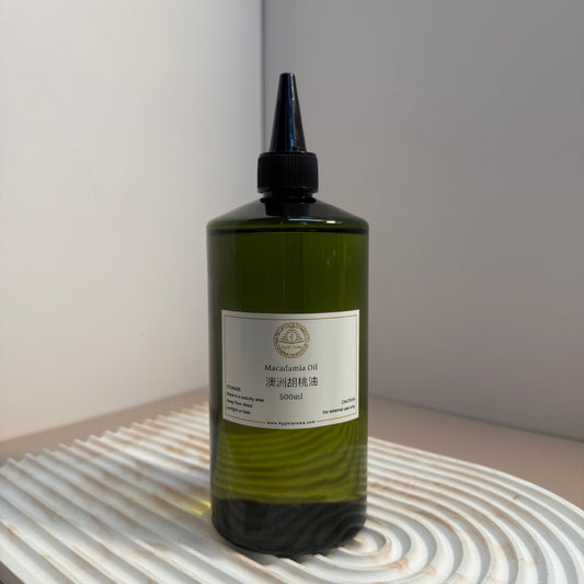 Cold-pressed macadamia nut oil