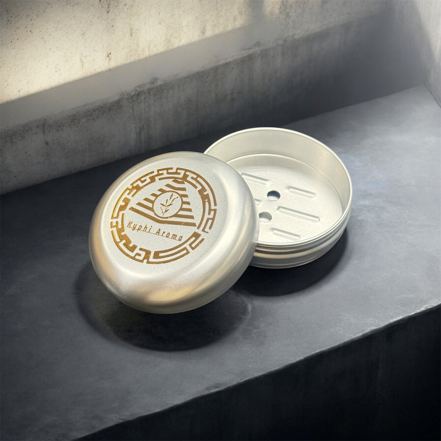 Aluminum shampoo box