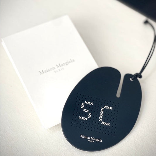 Embroidered luggage tag