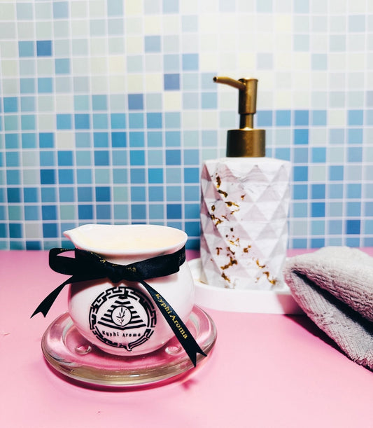 Low-temperature massage scented candles