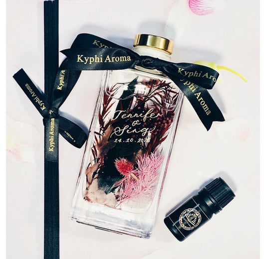 Fragrance-diffusing floating vases